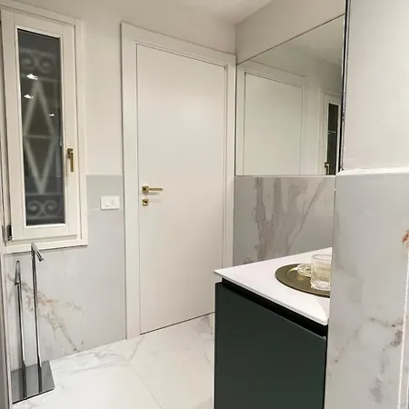 La Chartreuse Luxury 2a-2b Apartment *