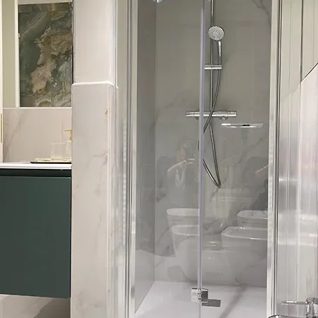 La Chartreuse Luxury 2a-2b Apartment *