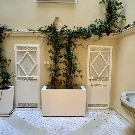 La Chartreuse Luxury 2a-2b Apartment *